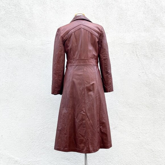 Vintage 70s Women's Leather Fit and Flare Chestnut Brown Long Trench Coat Medium - Picture 6 of 7